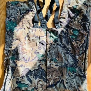 Men’s RedHead Mossy Oak Adv. Camouflage Bibs, XLReg., Great Condition!